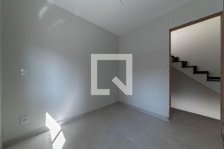 Casa à venda com 120m², 3 quartos e 4 vagasQuarto 2