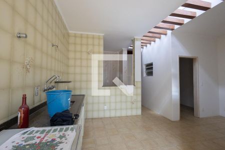 Casa à venda com 189m², 2 quartos e 1 vagaCozinha