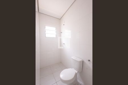 Banheiro Quarto 1 de casa para alugar com 2 quartos, 189m² em Chácara Santo Antônio (zona Leste), São Paulo