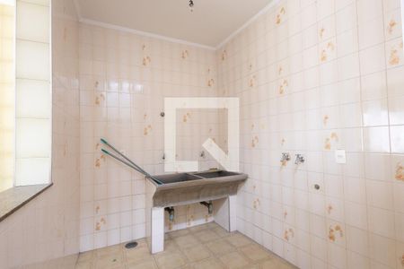 Casa à venda com 189m², 2 quartos e 1 vagaÁrea de Serviço