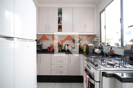Cozinha  de casa de condomínio à venda com 2 quartos, 59m² em Vila Uniao (zona Leste), São Paulo