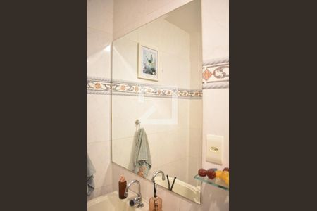 Casa de condomínio para alugar com 150m², 3 quartos e 1 vagaLavabo