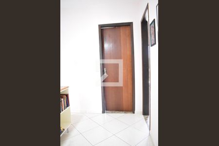 Casa de condomínio para alugar com 150m², 3 quartos e 1 vagaHall