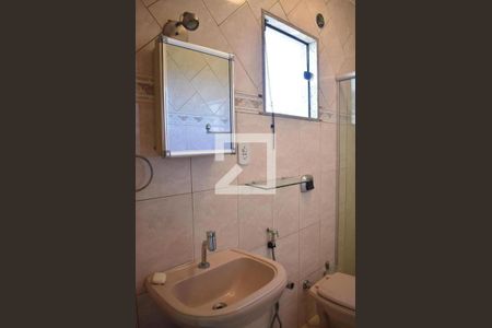 Casa de condomínio para alugar com 150m², 3 quartos e 1 vagaBanheiro da Suíte 1