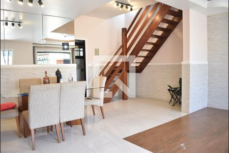 Sala de casa de condomínio para alugar com 3 quartos, 150m² em Campo Grande, Rio de Janeiro