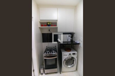 Apartamento à venda com 40m², 1 quarto e sem vaga Apartamento à venda com 40m², 1 quarto e sem vagaCozinha e Área de Serviço