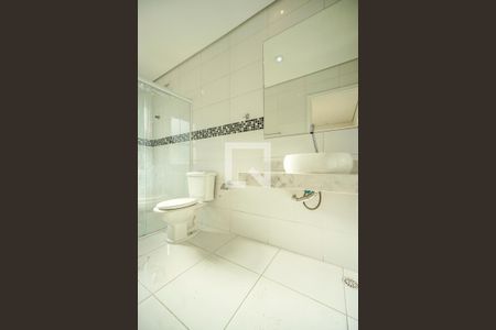 Casa à venda com 150m², 2 quartos e 3 vagasBanheiro da suíte 02