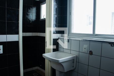 Apartamento para alugar com 70m², 3 quartos e 1 vagaÁrea de Serviço