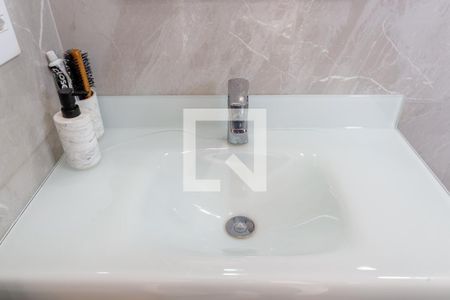 Casa à venda com 198m², 5 quartos e 2 vagasBanheiro da Suíte 2