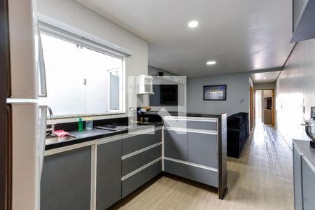 Casa à venda com 198m², 5 quartos e 2 vagasCozinha 2