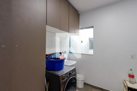 Casa à venda com 198m², 5 quartos e 2 vagasÁrea de Serviço 2