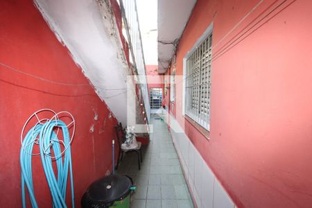Corredor Lateral de casa à venda com 3 quartos, 180m² em Vila Formosa, São Paulo