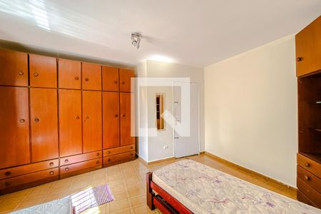 Casa à venda com 207m², 4 quartos e 3 vagasQuarto (Casa 2)