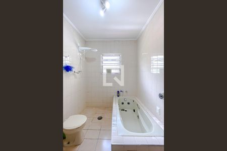 Casa à venda com 207m², 4 quartos e 3 vagasBanheiro da Suíte