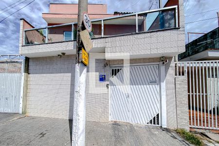 Casa à venda com 207m², 4 quartos e 3 vagasFachada