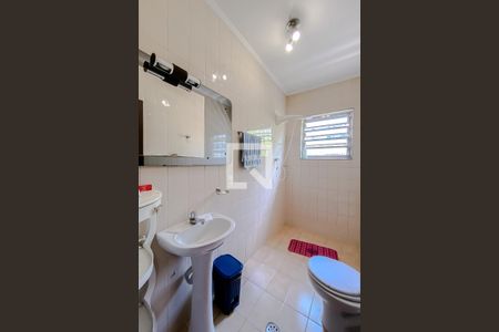 Casa à venda com 207m², 4 quartos e 3 vagasBanheiro