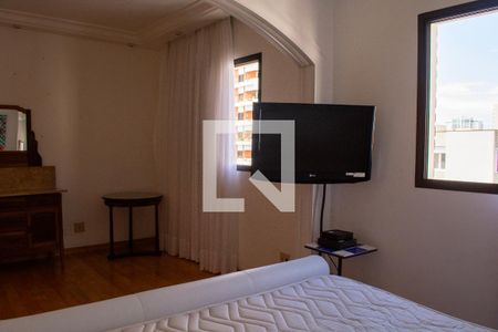 Apartamento à venda com 130m², 3 quartos e 2 vagas Apartamento à venda com 130m², 3 quartos e 2 vagasSuíte 2