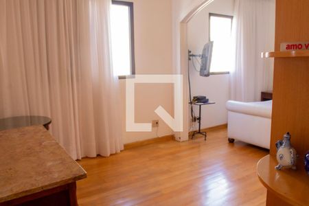 Apartamento à venda com 130m², 3 quartos e 2 vagas Apartamento à venda com 130m², 3 quartos e 2 vagasSuíte 2