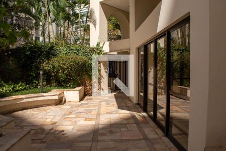 Apartamento à venda com 130m², 3 quartos e 2 vagas Apartamento à venda com 130m², 3 quartos e 2 vagasÁrea comum - Salão de festas