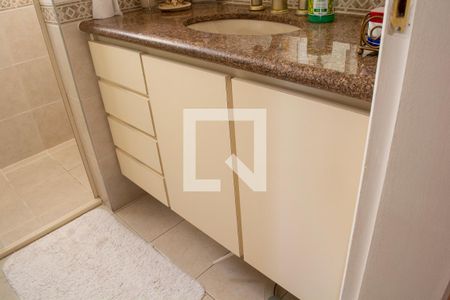 Apartamento à venda com 130m², 3 quartos e 2 vagas Apartamento à venda com 130m², 3 quartos e 2 vagasBanheiro da Suíte 2