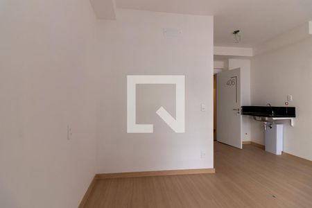 Sala/Quarto de kitnet/studio à venda com 1 quarto, 27m² em Pompeia, São Paulo
