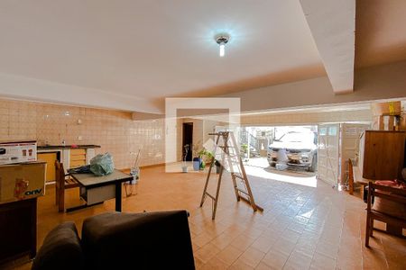 Garagem e Salão de Festas de casa para alugar com 3 quartos, 280m² em Água Rasa, São Paulo