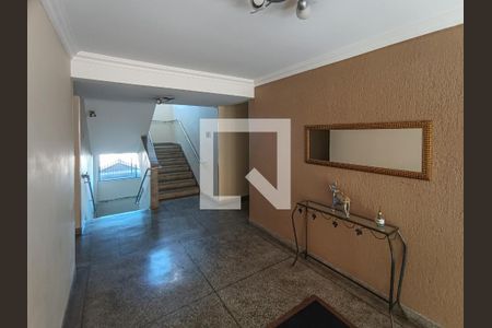 Hall de entrada de apartamento à venda com 2 quartos, 56m² em Vila Palmeiras, São Paulo