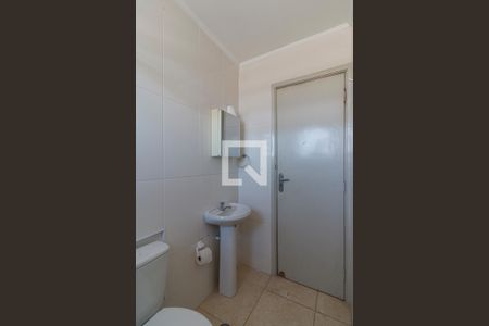 Banheiro de apartamento à venda com 2 quartos, 56m² em Vila Palmeiras, São Paulo