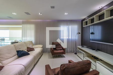 Sala de apartamento à venda com 3 quartos, 202m² em Tamboré, Santana de Parnaíba