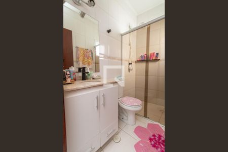 Casa à venda com 187m², 3 quartos e 3 vagasBanheiro