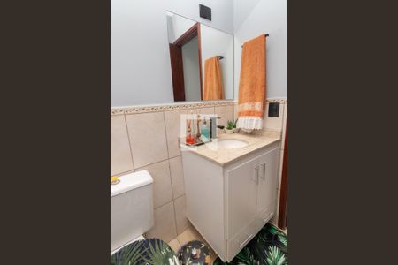 Casa à venda com 187m², 3 quartos e 3 vagasLavabo 1