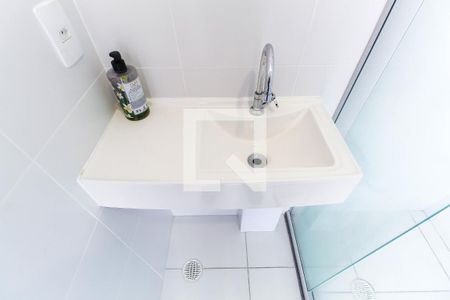 Banheiro de apartamento para alugar com 1 quarto, 27m² em Brás, São Paulo