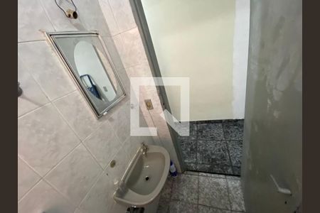 Casa à venda com 120m², 3 quartos e 1 vagaBanheiro 2