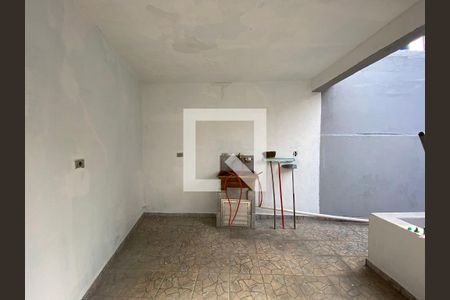 Casa à venda com 120m², 3 quartos e 1 vagaÁrea de Serviço