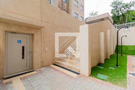 Apartamento para alugar com 36m², 2 quartos e sem vaga Apartamento para alugar com 36m², 2 quartos e sem vagaÁrea Comum - Elevador Acessível