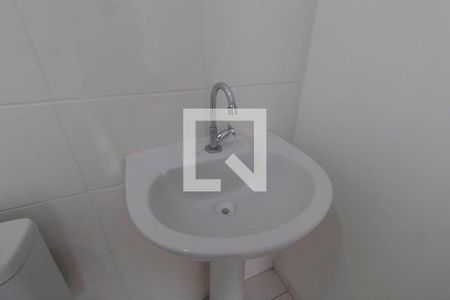Apartamento para alugar com 36m², 2 quartos e sem vaga Apartamento para alugar com 36m², 2 quartos e sem vagaBanheiro