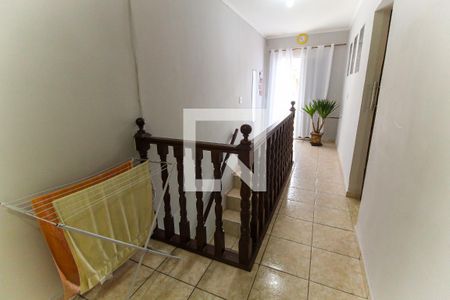 Hall de casa à venda com 3 quartos, 198m² em Jardim Itapemirim, São Paulo
