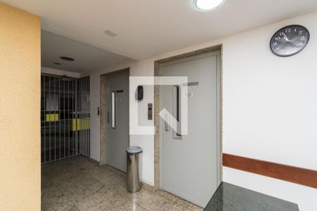 Apartamento à venda com 81m², 3 quartos e 1 vagaÁrea comum - Hall dos elevadores