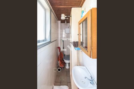 Apartamento à venda com 81m², 3 quartos e 1 vagaBanheiro de Serviço