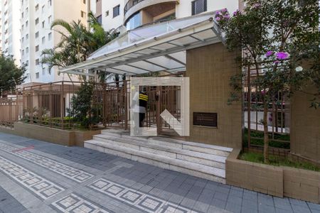 Fachada do Condomínio de apartamento para alugar com 4 quartos, 80m² em Santana, São Paulo