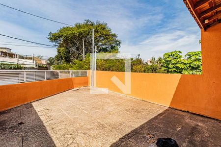 Casa para alugar com 250m², 6 quartos e 2 vagasSuite - Varanda