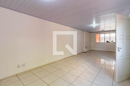 Sala de casa para alugar com 6 quartos, 250m² em Jardim Ester, São Paulo