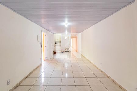 Sala de casa para alugar com 6 quartos, 250m² em Jardim Ester, São Paulo