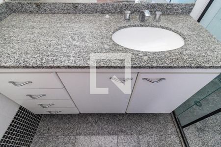 Apartamento à venda com 125m², 3 quartos e 2 vagas Apartamento à venda com 125m², 3 quartos e 2 vagasBanheiro Social