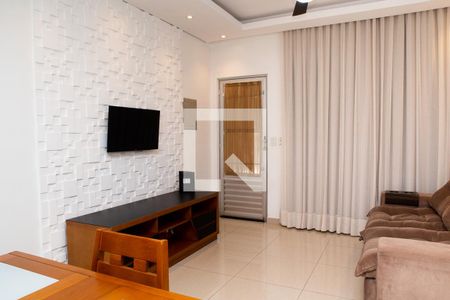 Sala de casa de condomínio à venda com 2 quartos, 72m² em Jardim Martins, Jundiaí
