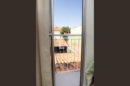 Casa de condomínio à venda com 72m², 2 quartos e 2 vagasSacada