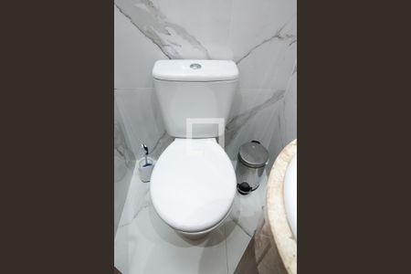 Casa de condomínio à venda com 72m², 2 quartos e 2 vagasLavabo