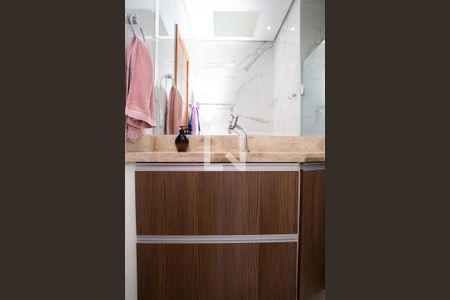 Casa de condomínio à venda com 72m², 2 quartos e 2 vagasBanheiro Social