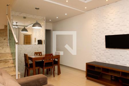 Sala de casa de condomínio à venda com 2 quartos, 72m² em Jardim Martins, Jundiaí