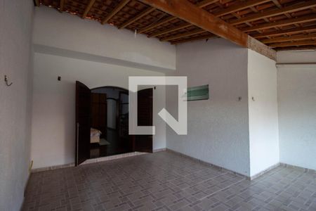 Casa à venda com 162m², 3 quartos e 2 vagasvaranda